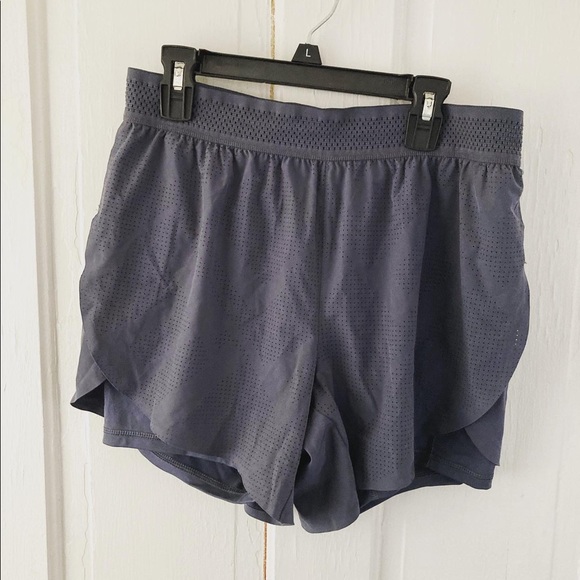 Small grey workout shorts, Avia brand - Picture 3 of 4